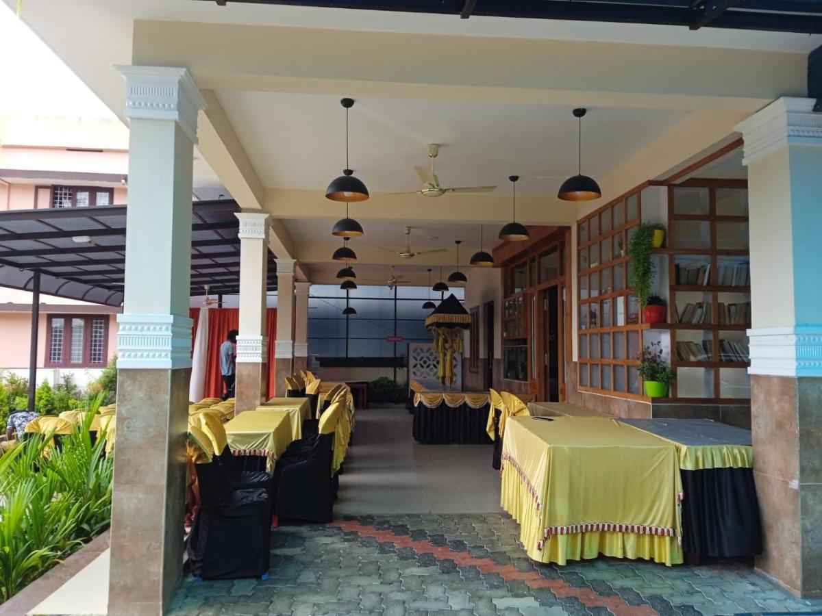 Kochi Meghdoot River Resort מראה חיצוני תמונה